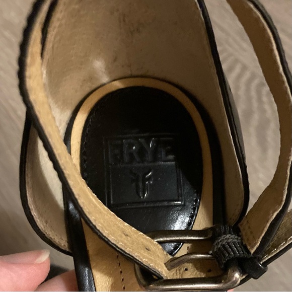 Frye Celeste Black leather ankle strap heels, 6.5. - Picture 5 of 7